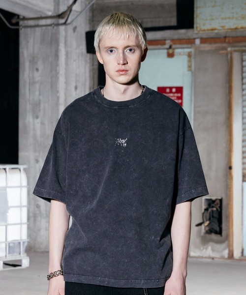 ajouter flow（アジューテフロー）の「【ajouter flow】vintage like logo print T-shirt（Tシャツ/カットソー・メンズ・グレー/ブラック・LARGE/MEDIUM）」の12枚目の写真