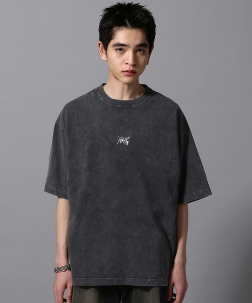 ajouter flow（アジューテフロー）の「【ajouter flow】vintage like logo print T-shirt（Tシャツ/カットソー・メンズ・グレー/ブラック・LARGE/MEDIUM）」の3枚目の写真