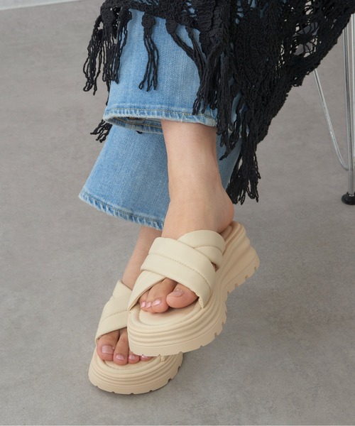 MAGASIN DE MODE Chou Chou(マガジンデモードシュシュ)の「【MAGASIN DE MODE Chou Chou】フラットソール カジュアルクロスサンダル KNF-TP※(サンダル・レディース・ベージュ/ブラック・39/38/37/36)」の10枚目の写真