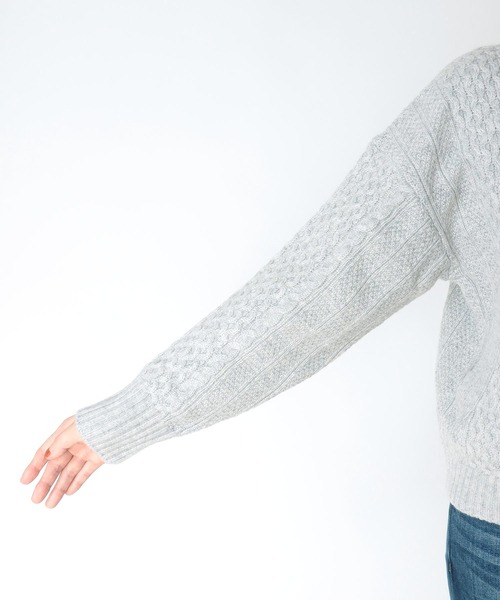 Jines（ジネス）の「ニットカーディガン（カーディガン/ボレロ・レディース・ライトグレー・38）」の9枚目の写真