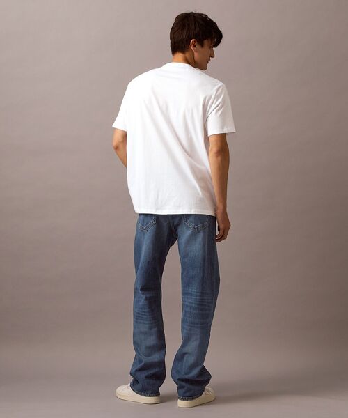 Calvin Klein(カルバン・クライン)の「【ユニセックス】グラフィック Tシャツ(Tシャツ/カットソー・メンズ・ホワイト/ブラック・L/M/S/XS)」の7枚目の写真