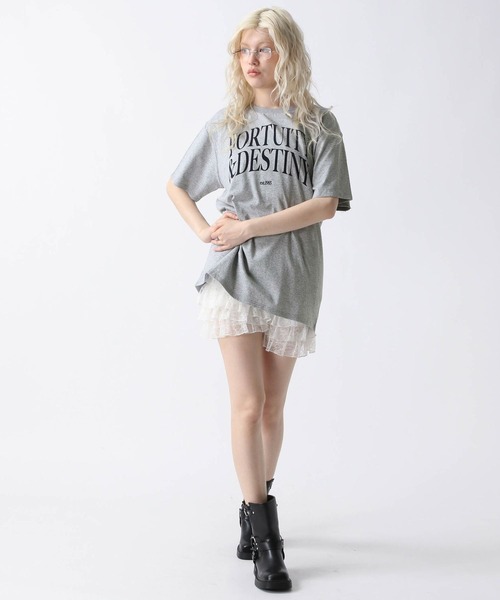 FOREVER 21（フォーエバー トゥエンティーワン）の「【2025SS】ビッグロゴTシャツ（Tシャツ/カットソー・レディース・オフホワイト/グレー/ブラック・FREE）」の5枚目の写真