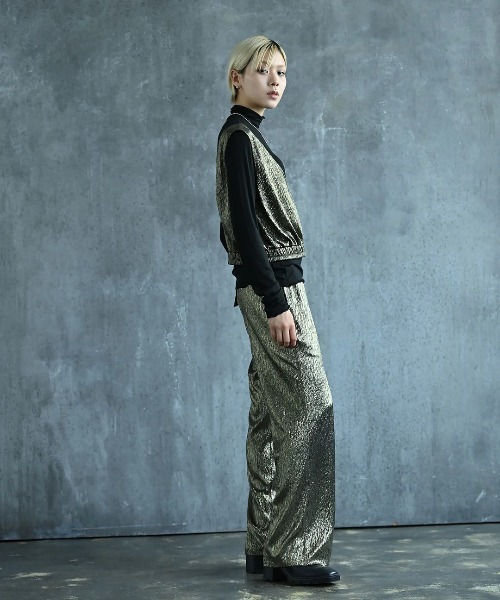 funda mine（ファンダマイン）の「グリッターセミワイドパンツ（その他パンツ・レディース・ブラック×シルバー/ゴールド・02/01）」の5枚目の写真