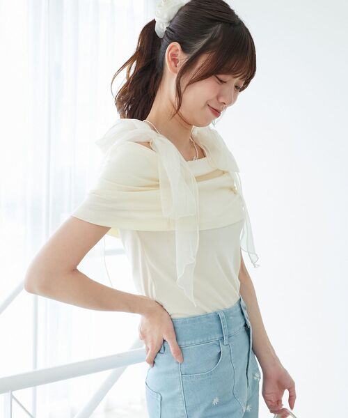 MAJESTIC LEGON（マジェスティックレゴン）の「肩リボンオフショルカットトップス（Tシャツ/カットソー・レディース・ライトグレー/ピンク/ブラック/アイボリー・MEDIUM）」の11枚目の写真