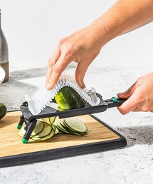 entre square（アントレスクエアー）の「Dreamfarm Nocutu スライサー グリーン（キッチンツール）」