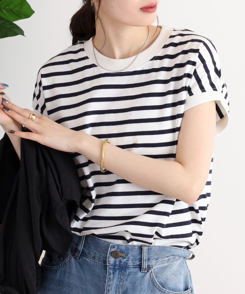 mitis(ミティス)の「mitis プチハイネック フレンチスリーブトップス(Tシャツ/カットソー・レディース・ブルー/オフホワイト/ブラック×ホワイト/モカ/ライトカーキ/ホワイト×ネイビー・M)」の15枚目の写真