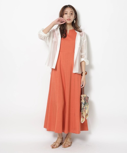 JUSGLITTY(ジャスグリッティー)の「ピンタックナローワンピース(ワンピース・レディース・ピンクベージュ/グリーン系その他2/オレンジ・0/1/2)」の22枚目の写真