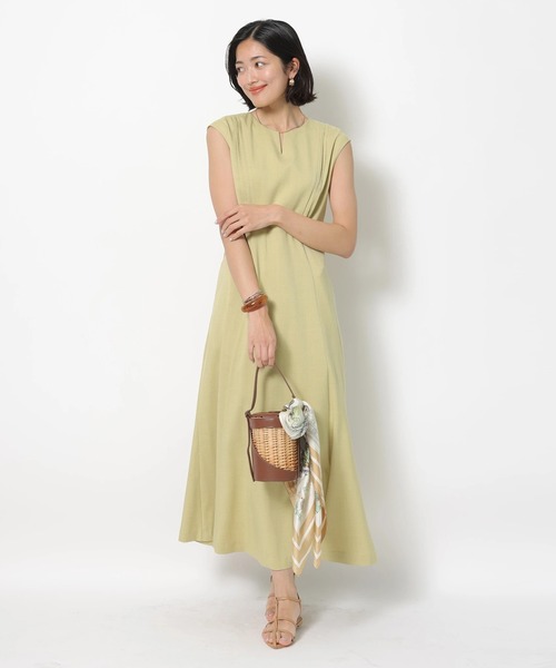 新品 ピンタック ナロー ワンピース ピンクベージュ 黄緑 オレンジ ピンタックナローワンピース（ワンピース）｜JUSGLITTY（ジャス