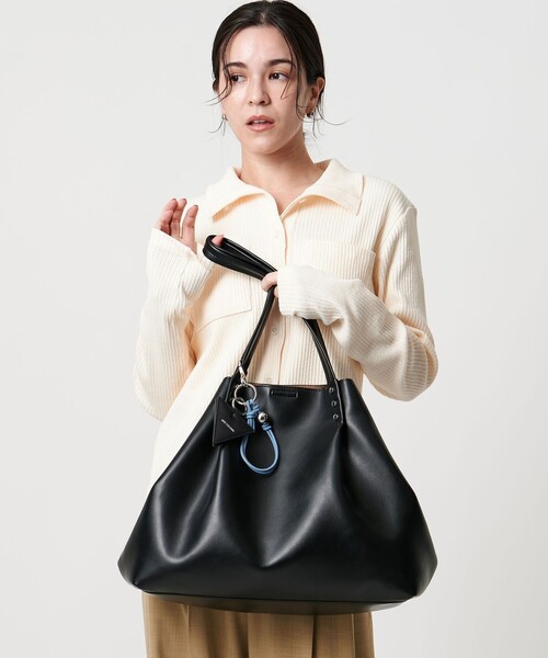 ADD CULUMN（アドカラム）の「＜ADD CULUMN＞GLEAM チャーム（キーケース/キーアクセサリー・レディース・その他1/ブラック・FREE）」の3枚目の写真