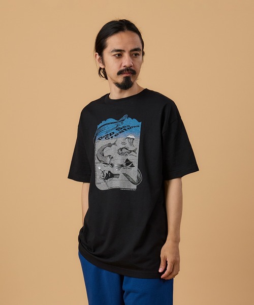 SAWINTO(ソイント)の「VARIOUS PRINT【ヴァリアス プリント】- DEEP SEA CREATURES/ディープ シー クリーチャーズ(Tシャツ/カットソー・メンズ・ブラック・MEDIUM/LARGE/X-LARGE)」の1枚目の写真