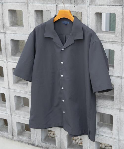 ITEMS URBANRESEARCH（アイテムズ アーバンリサーチ）の「リネンタッチオープンカラーシアーシャツ（シャツ/ブラウス・メンズ・ベージュ/ブラウン/ブラック/ネイビー・LARGE/MEDIUM）」の2枚目の写真