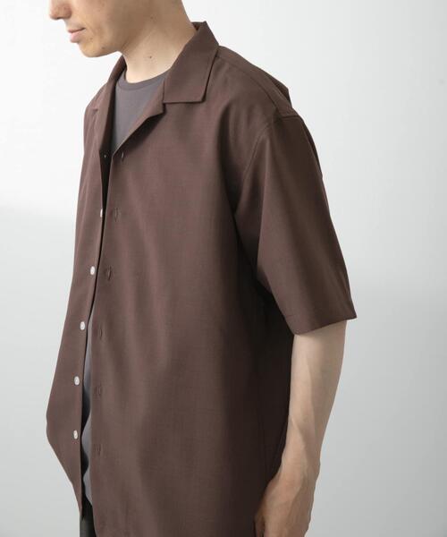 ITEMS URBANRESEARCH(アイテムズ アーバンリサーチ)の「リネンタッチオープンカラーシアーシャツ(シャツ/ブラウス・メンズ・ベージュ/ブラウン/ブラック/ネイビー・LARGE/MEDIUM)」の17枚目の写真