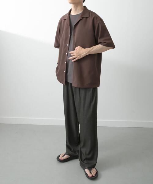 ITEMS URBANRESEARCH(アイテムズ アーバンリサーチ)の「リネンタッチオープンカラーシアーシャツ(シャツ/ブラウス・メンズ・ベージュ/ブラウン/ブラック/ネイビー・LARGE/MEDIUM)」の21枚目の写真