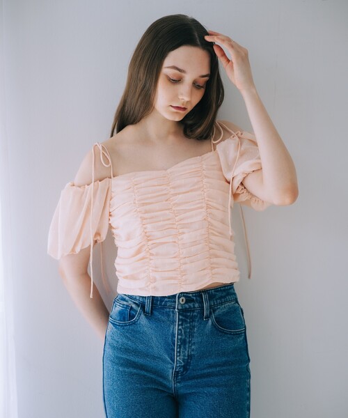 SELFIST(セルフィスト)の「3WAYオフショルギャザーブラウス 夏服 リボン プリント(シャツ/ブラウス・レディース・ピンク/ブラック/アイボリー・フリー)」の12枚目の写真