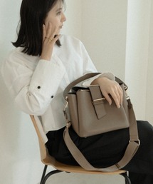 REAIMER（リエメ）の「REAIMER【リエメ】フラップベルト カウレザー ハンド ショルダーバッグ（ショルダーバッグ）」