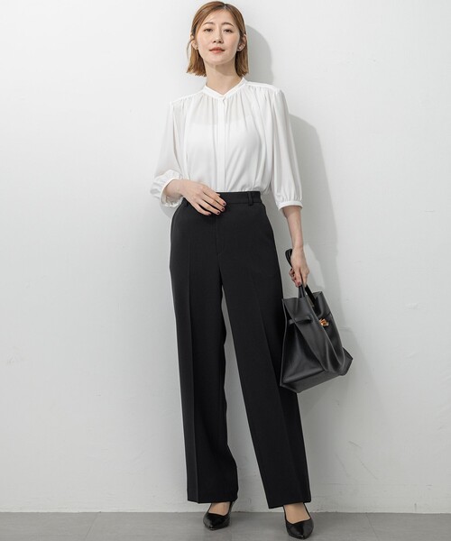 大きいサイズ23区 ライトバックサテンアムンゼンブラウス(自由区ICBクミキョク 大きいサイズ23区 ライトバックサテンアムンゼンブラウス(自由区