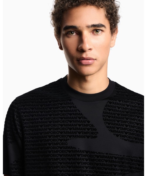 EMPORIO ARMANI(エンポリオアルマーニ)の「【エンポリオ アルマーニ】ASV Tシャツ リヨセル混紡ジャージー オールオーバーフロックロゴ(Tシャツ/カットソー・メンズ・ブラック・X-SMALL/X-LARGE/SMALL/MEDIUM/LARGE)」の4枚目の写真