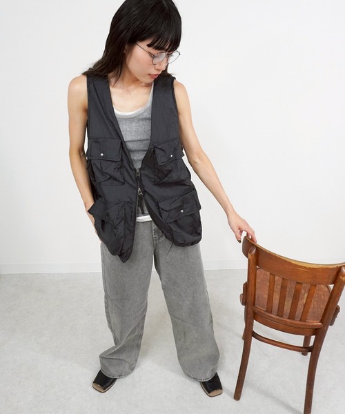 gossara(ゴサラ)の「【デイリーに活躍】5ポケワイドパンツ(デニムパンツ・レディース・ライトブルー/ライトグレー・SMALL)」の12枚目の写真