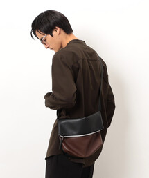 COMME CA ISM（コムサイズム）の「バイカラー ショルダー バッグ（ショルダーバッグ）」