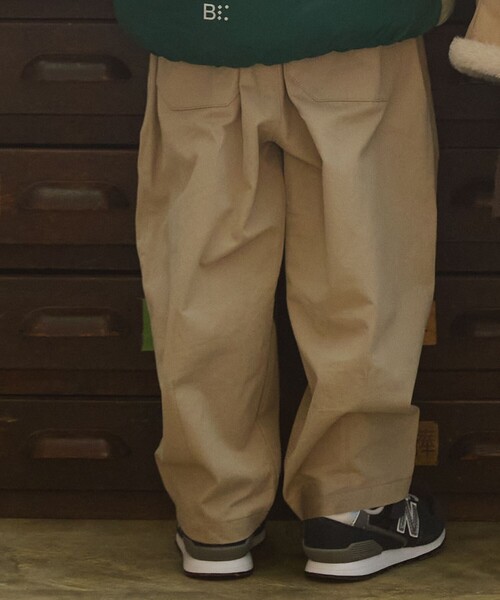 BEAMS mini（ビームスミニ）の「タック バルーン パンツ 2025FW（90～150cm）（その他パンツ・キッズ・ベージュ/インディゴブルー・90/100/110/120/130/140/150）」の7枚目の写真