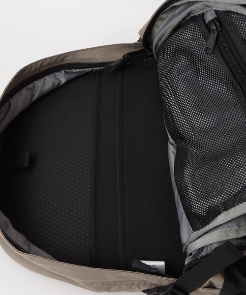 THE NORTH FACE（ザノースフェイス）の「ザ ノース フェイス THE NORTH FACE Big Shot_ビッグショット（バックパック/リュック・メンズ・その他・ONE SIZE）」の4枚目の写真