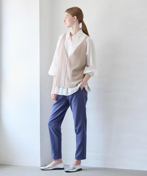 MELROSE claire（メルローズ クレール）の「【テンセル綿麻ローン切替ギャザーシャツ】（シャツ/ブラウス・レディース・オフホワイト/マスタード/ネイビー/ブラウン・FREE）」の19枚目の写真