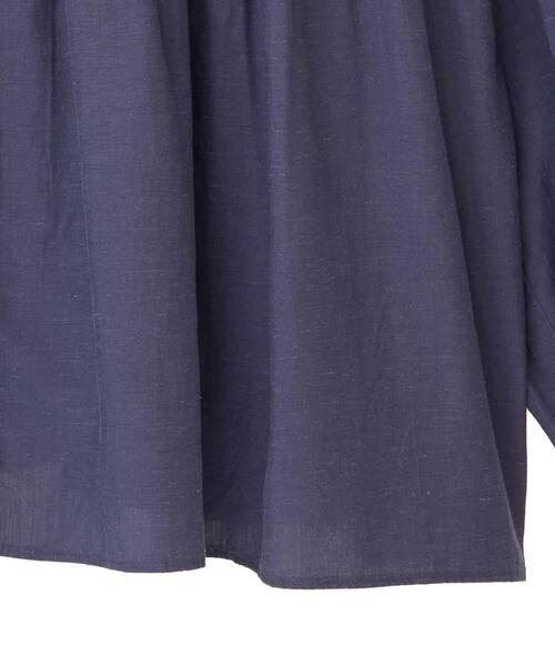 MELROSE claire（メルローズ クレール）の「【テンセル綿麻ローン切替ギャザーシャツ】（シャツ/ブラウス・レディース・オフホワイト/マスタード/ネイビー/ブラウン・FREE）」の16枚目の写真