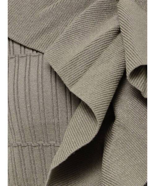 LAGUNAMOON（ラグナムーン）の「ラッフルフリルニットプルオーバー（ニット/セーター・レディース・アイボリー/カーキ/ネイビー・FREE）」の22枚目の写真