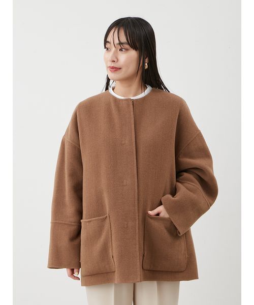 Mila Owen(ミラオーウェン)の「【WEB限定カラー】2wayファーポケットリバーコート(チェスターコート・レディース・イエロー/キャメル/アイボリー/グレー・0/1)」の18枚目の写真