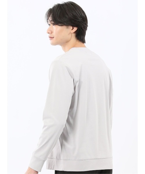 TAKA-Q（タカキュー）の「【ストレッチ シルケットコットン】m.f.エディトリアル メンズ スロープネック 長袖Tシャツ（Tシャツ/カットソー・メンズ・グレー/ブラック/ホワイト/ブラウン・MEDIUM/LARGE/X-LARGE）」の18枚目の写真