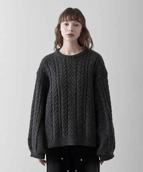 RUUBON（ルーボン）の「【RUUBON】3.5G melange cable knit / 3.5G メランジケーブルニット（ニット/セーター・メンズ・チャコールグレー/グレー・L/M/S）」の5枚目の写真