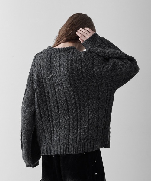 RUUBON（ルーボン）の「【RUUBON】3.5G melange cable knit / 3.5G メランジケーブルニット（ニット/セーター・メンズ・チャコールグレー/グレー・L/M/S）」の7枚目の写真