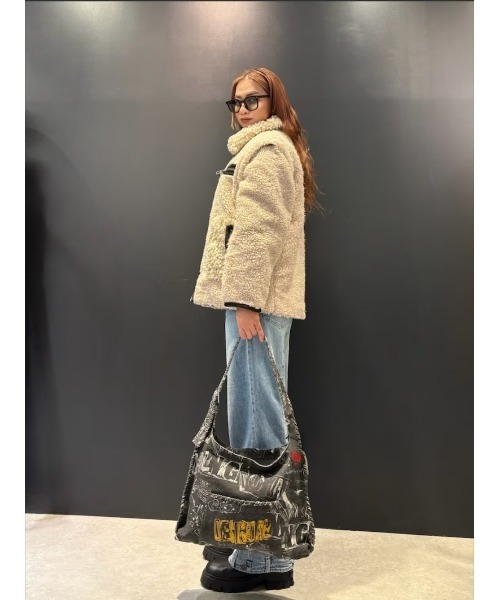Desigual(デシグアル)の「Sherpa fleece trim jacket / シェルパフリーストリムジャケット(ステンカラーコート・レディース・ブラウン・S/M/L/XL/XS)」の5枚目の写真