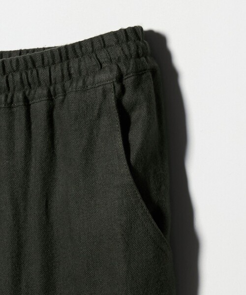 muller of yoshiokubo（ミュラーオブヨシオクボ）の「＜muller of yoshiokubo＞レザーライクポケット ジップパンツ（その他パンツ・レディース・オリーブ・36）」の4枚目の写真