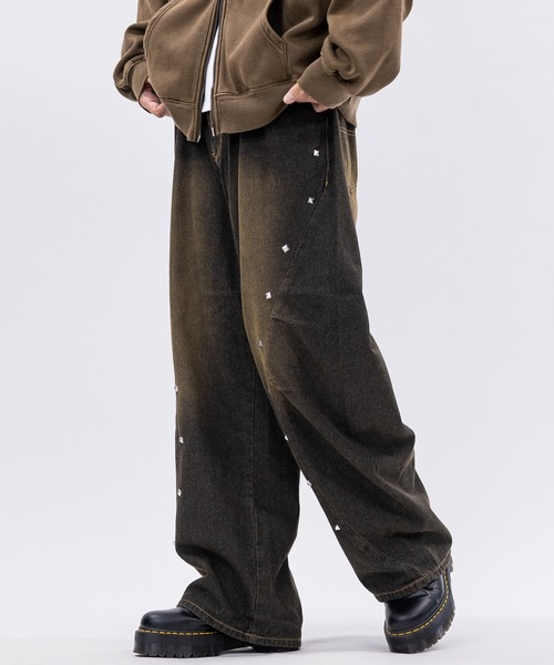 JOHN'S CLOSET（ジョンズクローゼット）の「【13】スタッズデザイン カーブデニム（デニムパンツ・メンズ・ブルー/ブラック/サックスブルー・LARGE/MEDIUM）」の4枚目の写真