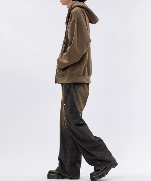 JOHN'S CLOSET（ジョンズクローゼット）の「【13】スタッズデザイン カーブデニム（デニムパンツ・メンズ・ブルー/ブラック/サックスブルー・LARGE/MEDIUM）」の9枚目の写真