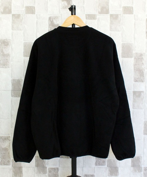 HUF(ハフ)の「Hドットポーラーフリースクルーネック スウェット トレーナー H DOT POLAR FLEECE CREWNECK(スウェット・メンズ・スカイブルー/ブラック・XL/L/M)」の4枚目の写真