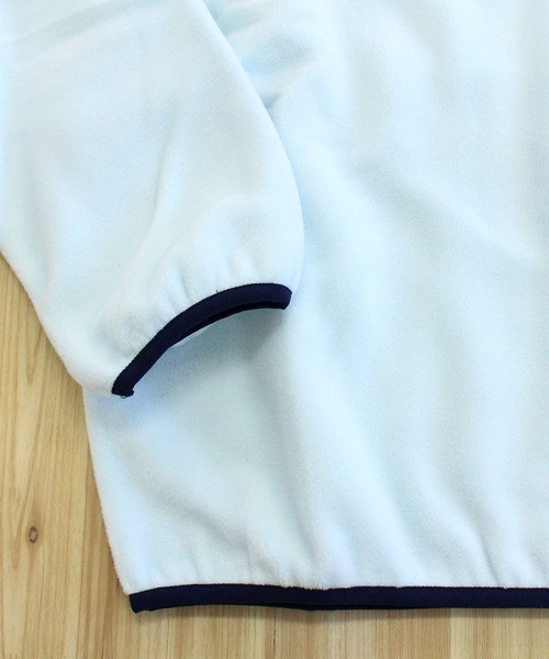 HUF(ハフ)の「Hドットポーラーフリースクルーネック スウェット トレーナー H DOT POLAR FLEECE CREWNECK(スウェット・メンズ・スカイブルー/ブラック・XL/L/M)」の12枚目の写真