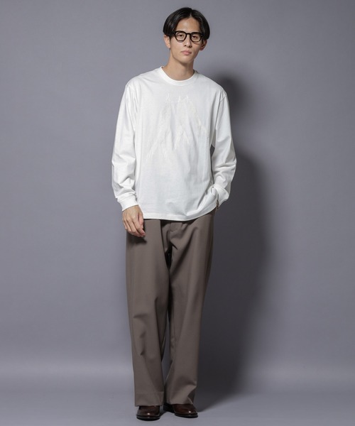 NANO universe（ナノユニバース）の「フェザー エンブロイダリー ロングスリーブTシャツ（Tシャツ/カットソー・メンズ・ホワイト/ブラック・L/M）」の6枚目の写真