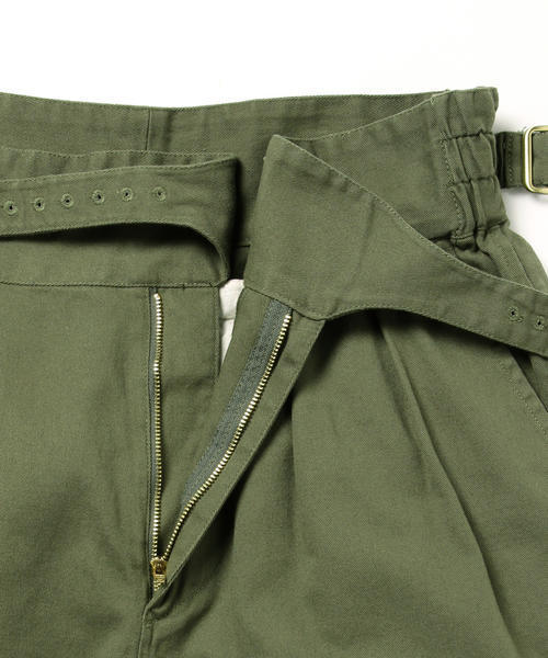 BEAMS PLUS(ビームスプラス)の「BEAMS PLUS / グルカショーツ(その他パンツ・メンズ・カーキ/ネイビー/オリーブ・X-LARGE/LARGE/MEDIUM/SMALL)」の10枚目の写真