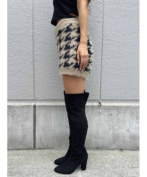 EGOIST（エゴイスト）の「千鳥柄シャギーニットショートパンツ（その他パンツ・レディース・ベージュ/ブラック・FREE）」の4枚目の写真