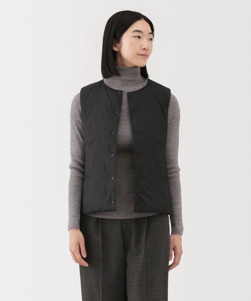 婦人 軽量ダウンポケッタブルノーカラーベスト（ダウンベスト）｜無印
