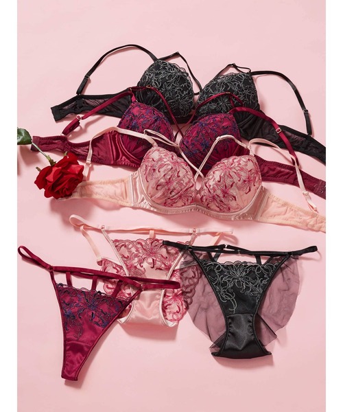 Ravijour(ラヴィジュール)の「グリタリングアリュール トリックリフト(H~Iカップ)(ブラジャー・レディース・ボルドー・H65)」の4枚目の写真