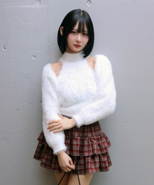 JilLA(ジルア)の「【2点セット】Turtleneck Shaggy Knit Ensemble / タートルネックシャギーニットアンサンブル(ニット/セーター・レディース・ブラック/ホワイト/グレー・FREE)」の2枚目の写真