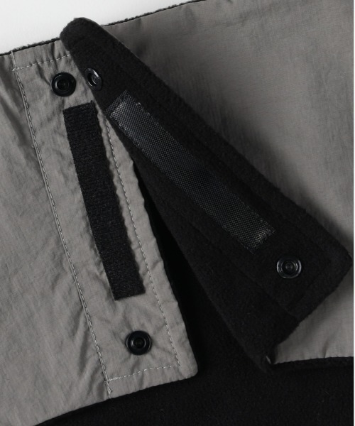 BACK NUMBER(バックナンバー)の「【BACK NUMBER】切替ネックウォーマー(切替デザイン/シンプル/フィット感/冬用)(マフラー・メンズ・ブラック/グレー・フリー)」の5枚目の写真