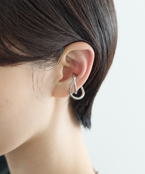 ciite' surgical stainless(シーテサージカルステンレス)の「【 金属アレルギー対応 】ニュアンスデザイン イヤーカフ サージカルステンレス(片耳用)(イヤーカフ・レディース・シルバー/ゴールド・FREE)」の20枚目の写真