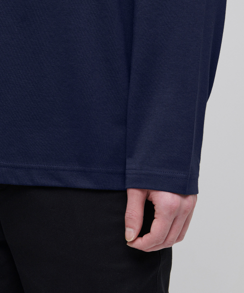 MUSINSA STANDARD（ムシンサスタンダード）の「[クールタンダード] クルーネック長袖Tシャツ [ネイビー]（Tシャツ/カットソー・メンズ・その他・SMALL/MEDIUM/LARGE/X-LARGE/XX-LARGE/XXX-LARGE）」の6枚目の写真