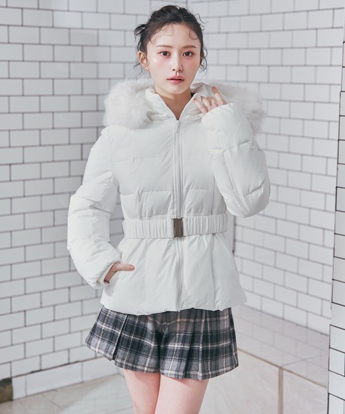 ベルトデザインキルティングファイバーダウンジャケット（ダウン