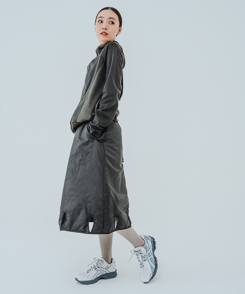 ASICS(アシックス)の「GEL-NIMBUS 10.1 GTX / ゲルニンバス 10.1 ゴアテックス(スニーカー・メンズ・ホワイト×グレー・28/23/25/24.5/29/27.5/25.5/23.5/26/26.5/24/28.5/27)」の2枚目の写真