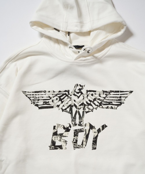 BOY LONDON（ボーイロンドン）の「【BOY LONDON】LEAVE THE BOY ALONE Photo Hoodie Parka（パーカー・メンズ・ホワイト・LARGE/MEDIUM）」の4枚目の写真